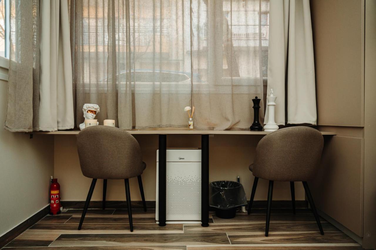 Blackhaus Family And Friends Deluxe Apartment Tesalonika Bagian luar foto