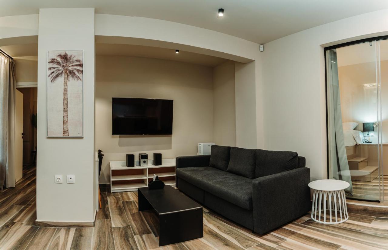 Blackhaus Family And Friends Deluxe Apartment Tesalonika Bagian luar foto