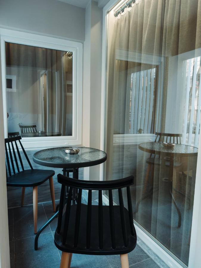 Blackhaus Family And Friends Deluxe Apartment Tesalonika Bagian luar foto